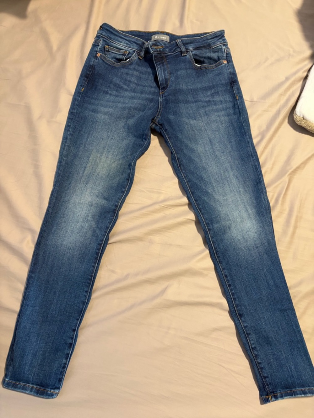 DL1961 Classic Blue Women's Skinny Jeans - Stretch Denim Size 28